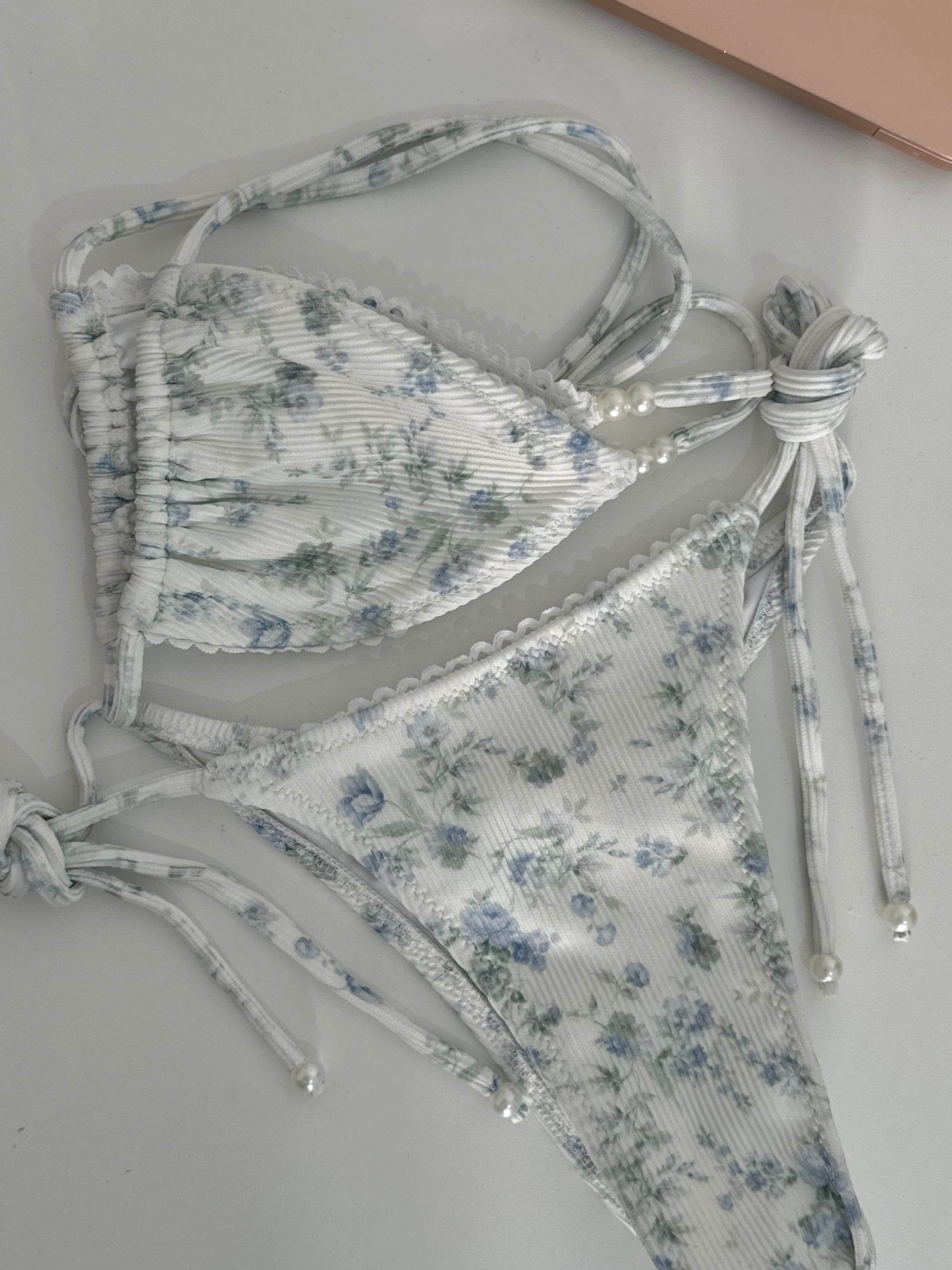 Nikki Bikini