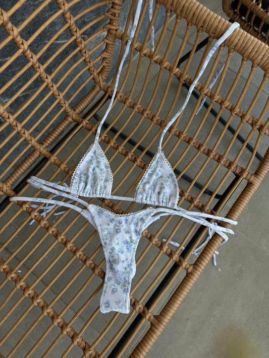 Nikki Bikini