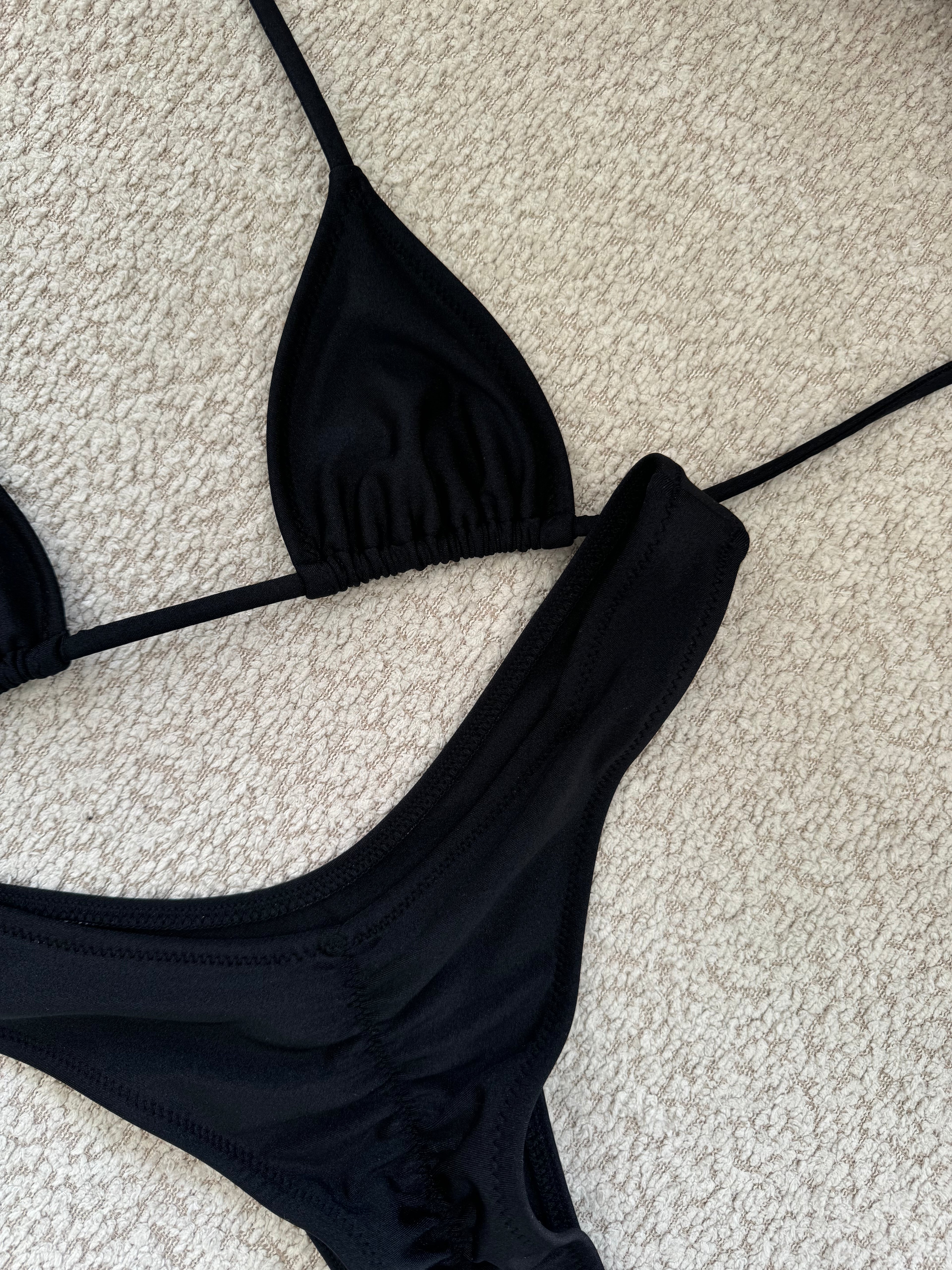 Black Bond bikini